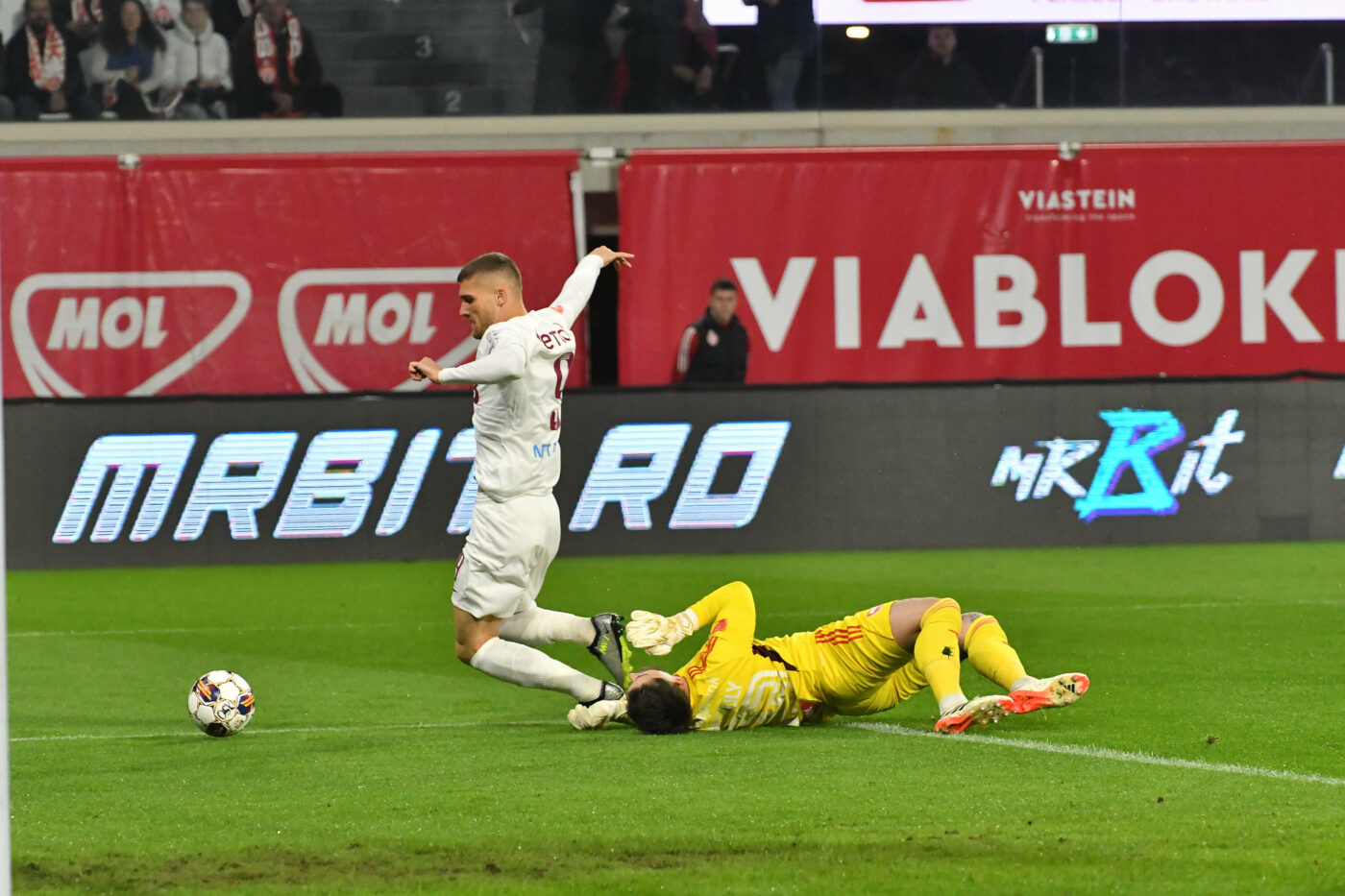 Daniel Bîrligea a răbufnit după Sepsi – CFR Cluj 1-1: „Avem VAR să-l ținem în debara! Dacă era altă echipă le dădeau două penalty-uri”