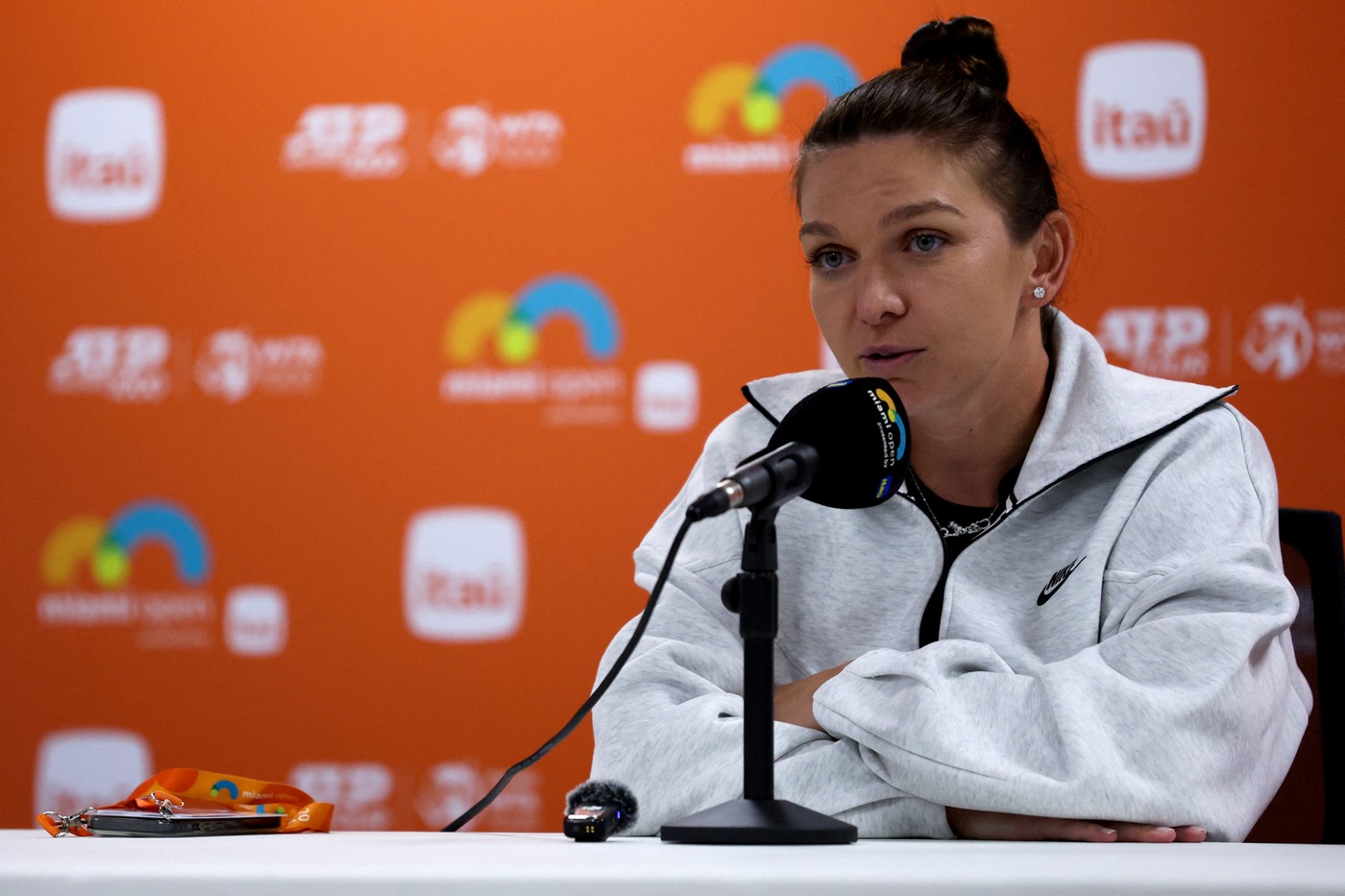 De ce s-a mutat Simona Halep la Dubai. Jucătoarea recunoaște cu sinceritate de ce a fugit din România