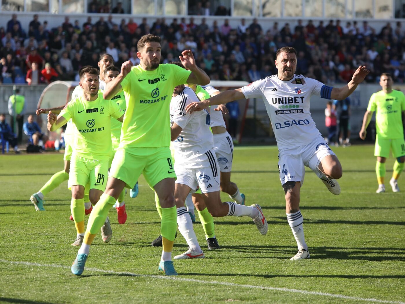 FC Botoșani – Poli Iași 2-1. Bogdan Andone i-a dat din nou mat lui Leo Grozavu! A câștigat derby-ul Moldovei și continuă să spere într-o salvare miraculoasă de la retrogradare