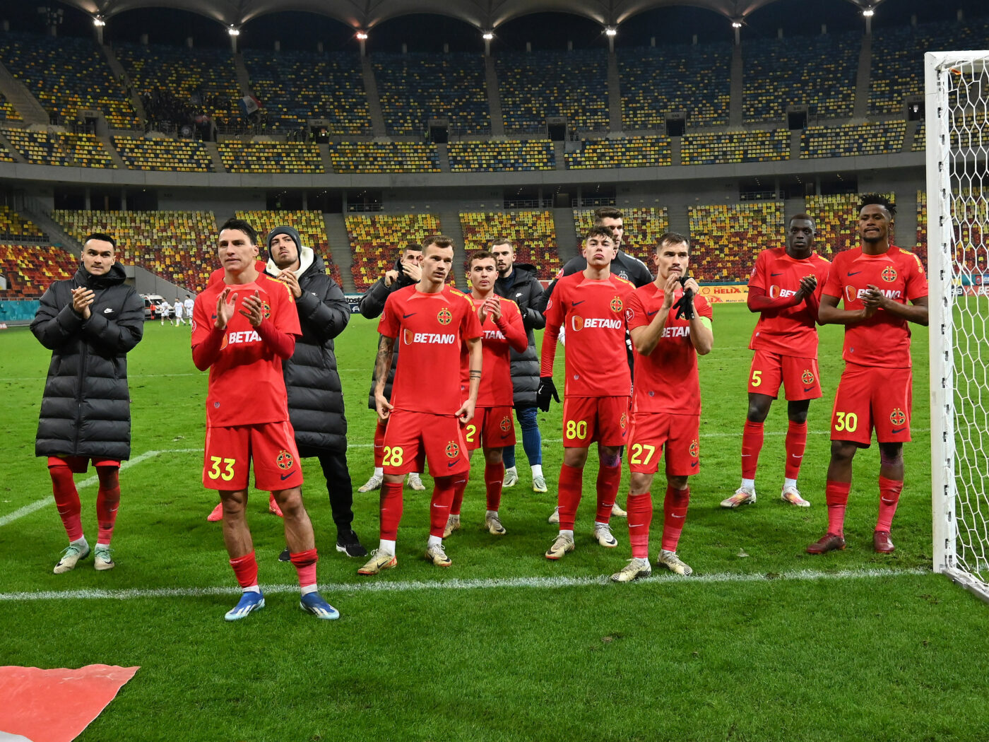 Ei sunt cei 4 titulari care pot pleca de la FCSB, după meciul cu Rapid! Cluburi din Franța, Belgia, Turcia și Danemarca vin să îi transfere de la Gigi Becali. SPECIAL