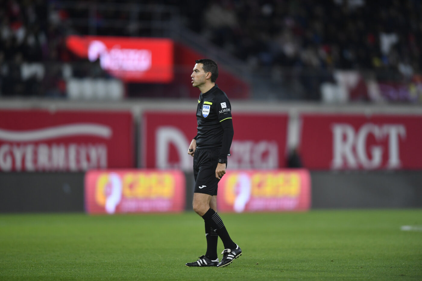 Maghiarii au reacționat imediat când au aflat că Ovidiu Hațegan arbitrează naționala Ungariei în meciul cu Kosovo! Ce au scris jurnaliștii de la Budapesta despre român