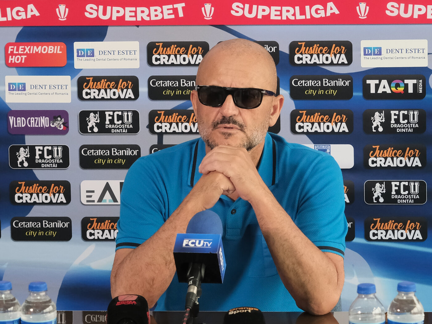 Fotbalistul lui FC U Craiova nu a mai suportat și a spus tot adevărul după ce Adrian Mititelu și Adiță Mititelu s-au dus peste jucători în vestiar! E război intern la echipă: „Se gândesc să plece, li se termină contractele”