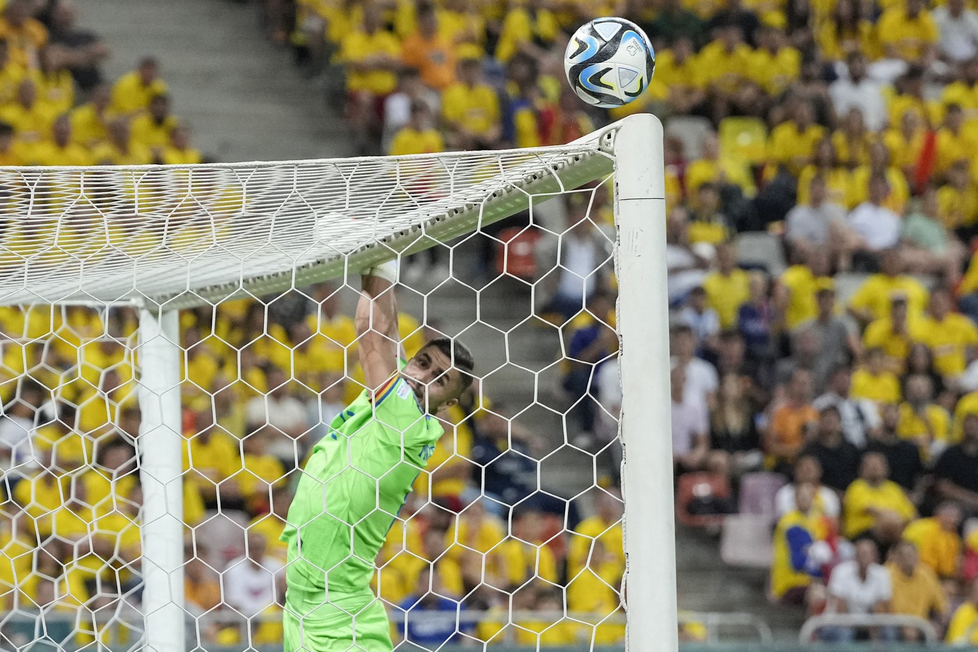 Horațiu Moldovan are o misiune imposibilă la Atletico Madrid! Recordul rivalului Jan Oblak este fără precedent în Liga Campionilor