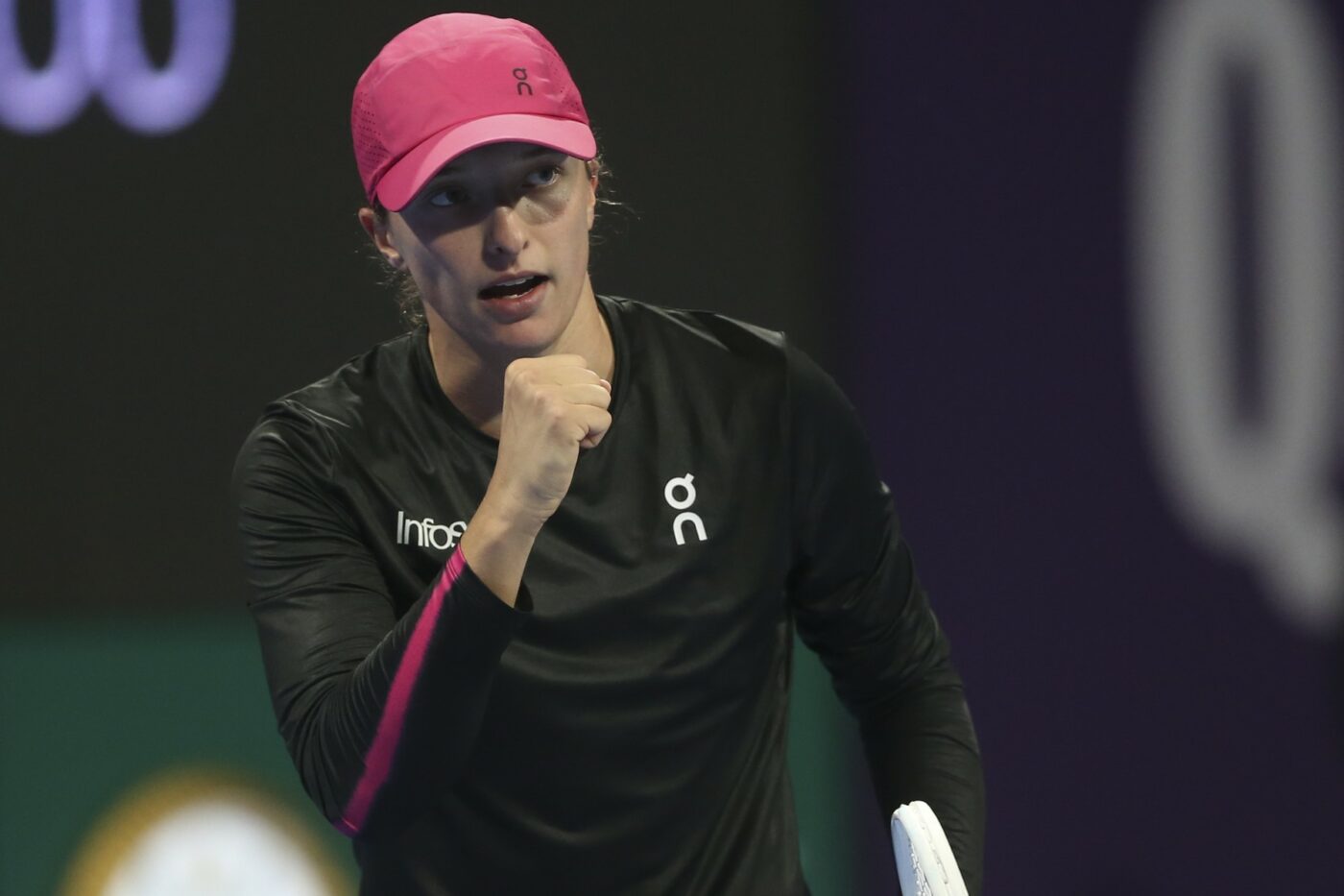 Iga Swiatek, rivala Simonei Halep, reacție surprinzătoare despre faptul că Turneul Campioanelor a fost mutat de WTA în Arabia Saudită, o țară recunoscută pentru legile care încalcă multe drepturi ale femeilor!