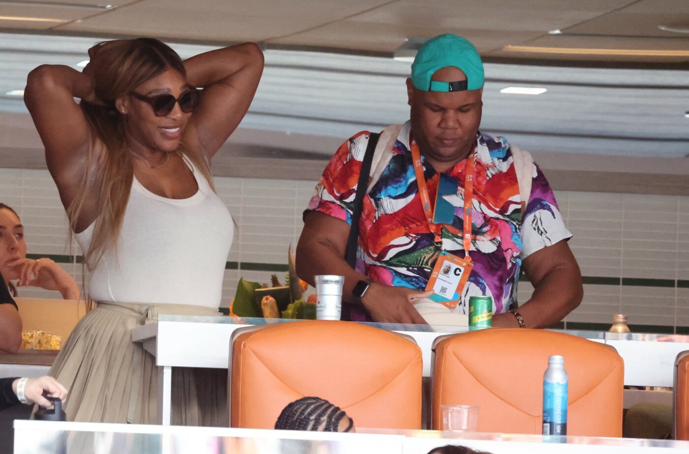 Imaginea despre care vorbesc toți: Serena Williams l-a luat în brațe pe fostul iubit al Mădălinei Ghenea! Dușmanca Simonei Halep, gest de tandrețe față de Grigor Dimitrov