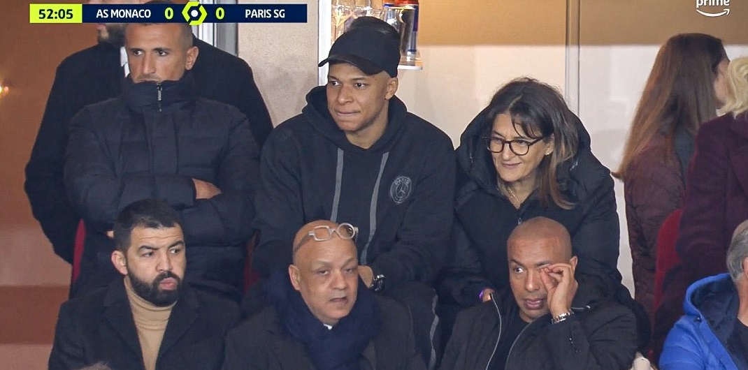 Kylian Mbappe și-a bătut joc de PSG și de colegi, după ce a fost schimbat la pauză!