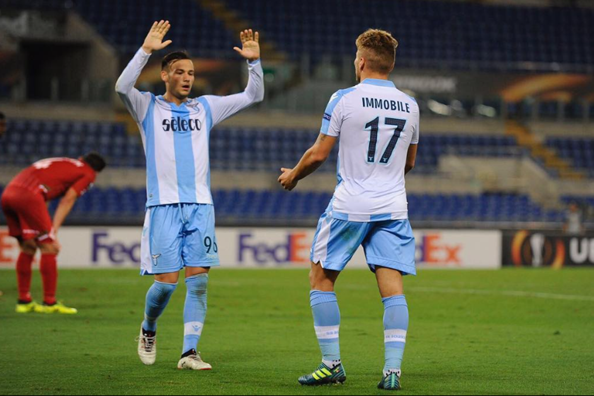 Lovitura dată de un club din Superliga cu transferul fotbalistului care a jucat peste 70 de meciuri în Serie A! Fostul coleg al lui Ștefan Radu de la Lazio își continuă cariera în România