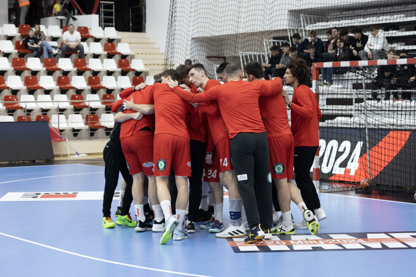 Lovitură grea în „Ștefan cel Mare”! Cu un pas în sferturile de finală ale EHF European League, Dinamo primește o veste cruntă din partea președintelui FRH: echipa se poate muta din București! În ce oraș ar urma să joace roș-albii