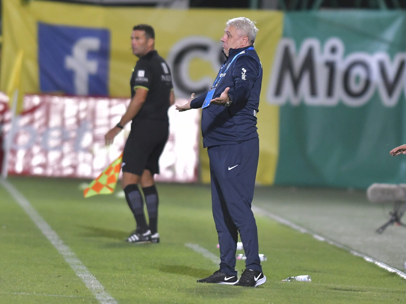 Marius Şumudică e critic cu poziția în teren aleasă de Edi Iordănescu pentru Ianis Hagi! „Acolo, nu poate face absolut nimic”. Care e locul ideal pentru fiul lui Gică Hagi