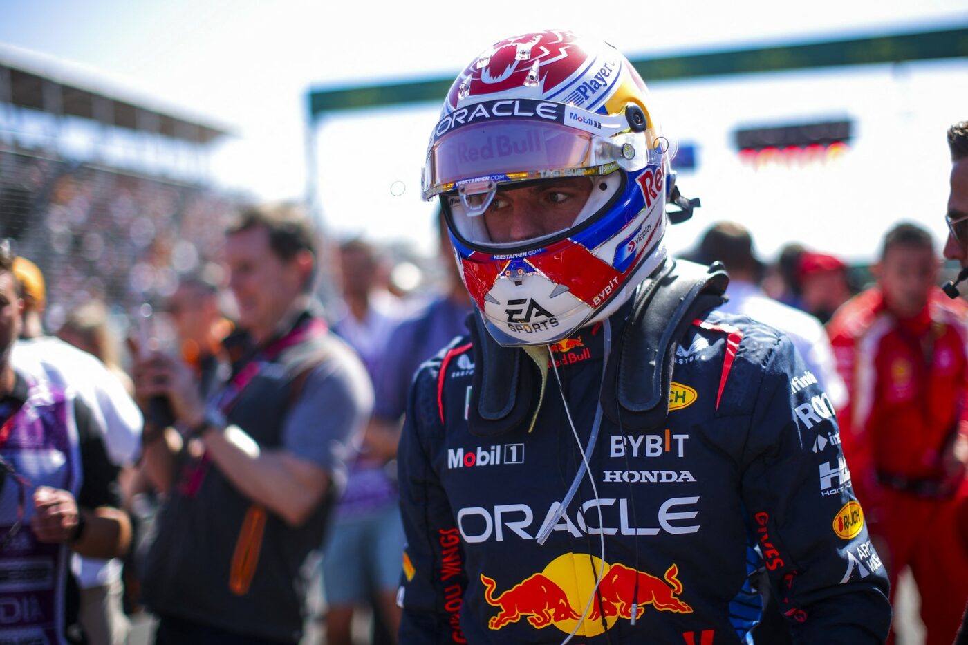 Max Verstappen, prima reacție după ce a abandonat în Marele Premiu al Australiei! Carlos Sainz și Ferrari au reușit o „dublă” istorică