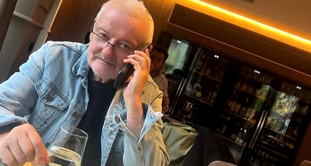 Mitică Dragomir nu suportă când aude numele Irinel Columbeanu și îl face praf pe milionarul ajuns falit, pe care nici Gigi Becali nu l-a ajutat! „Eu căram roabe de beton și el spărgea banii pe fufe”