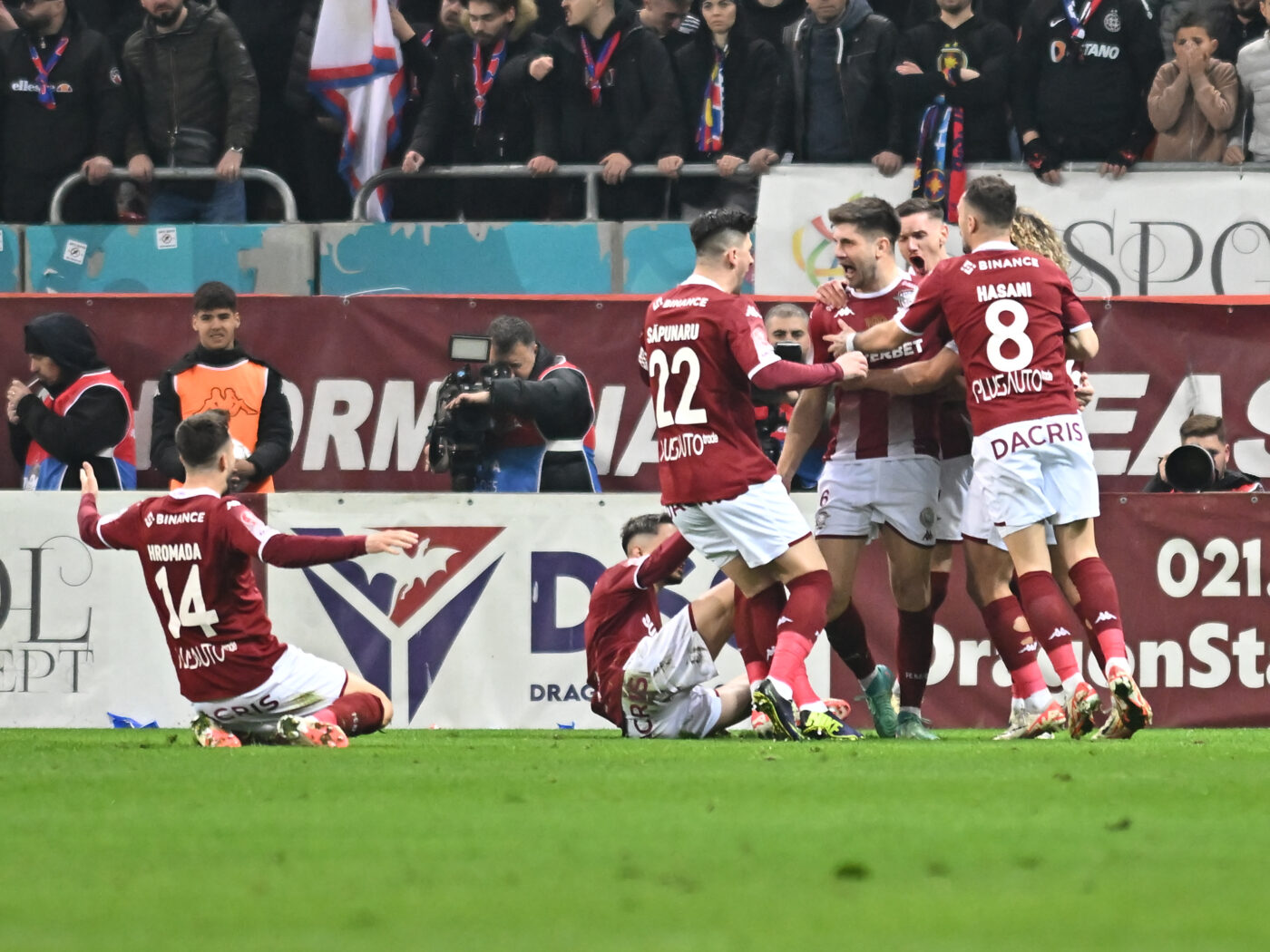 Conducătorii de la CFR Cluj plâng după un jucător care face senzație în Superliga. Gigi Becali s-a interesat deja de el. VIDEO