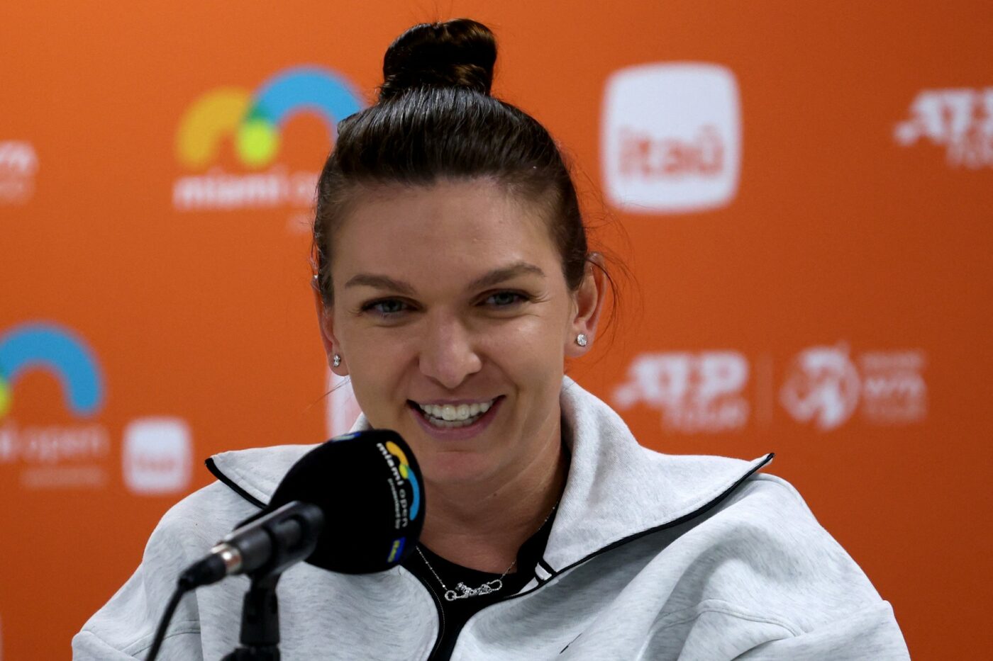 Presa internațională, cucerită de revenirea Simonei Halep la Miami Open: „Nu putem descrie cât de dor ne-a fost să o vedem!”. Ce au scris marile publicații după meciul cu Paula Badosa
