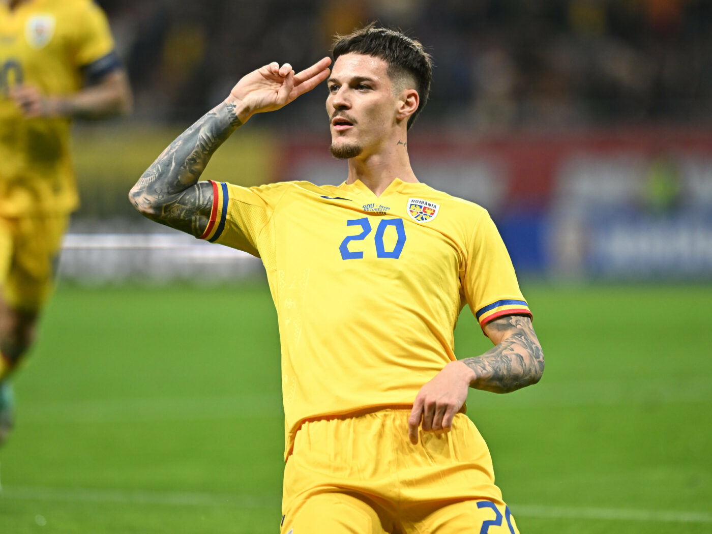 S-a aflat adevărul despre transferul fabulos al lui Dennis Man la un club de top al Europei! De ce scouterii nu mai vin să-l vadă pe starul Parmei: „Sunt multe echipe care îl vor”