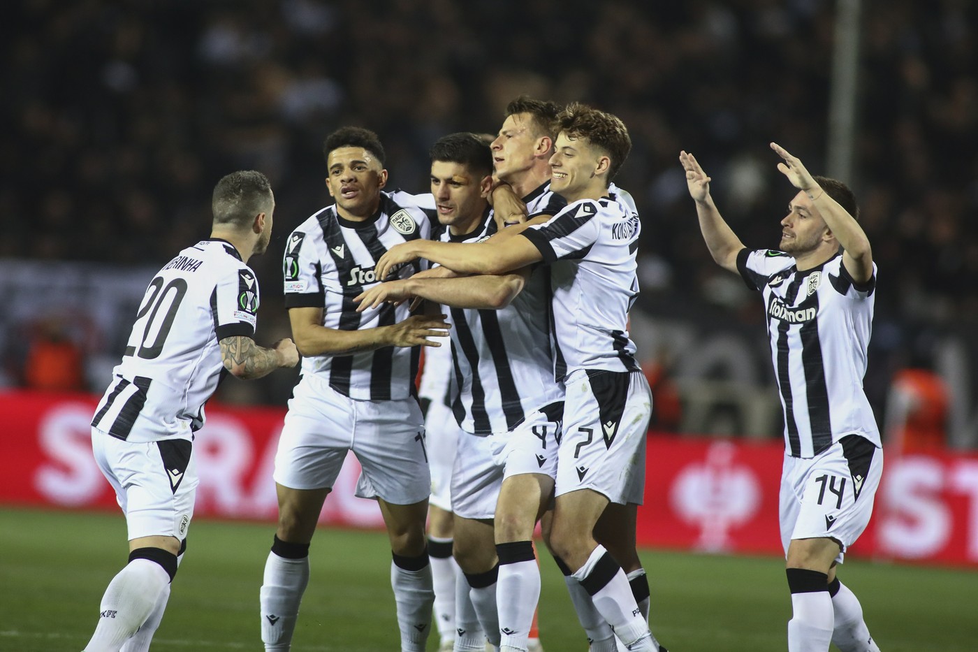Răzvan Lucescu face spectacol în Conference League! PAOK, remontada de senzație cu Dinamo Zagreb în optimile competiției. Grecii au bătut la scor în manșa retur