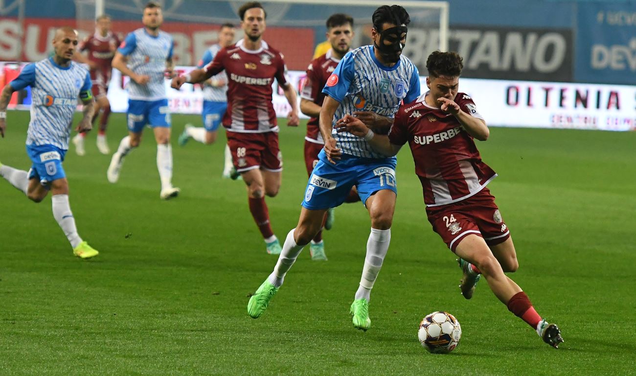 S-a găsit veriga slabă a duelului Universitatea Craiova – Rapid 2-1: „Din cauza lui au luat golurile!”