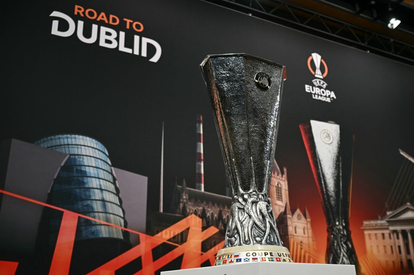 S-au tras la sorți sferturile Europa League! Liverpool este favorită la calificare. Răzvan Lucescu și-a aflat adversara din Conference League
