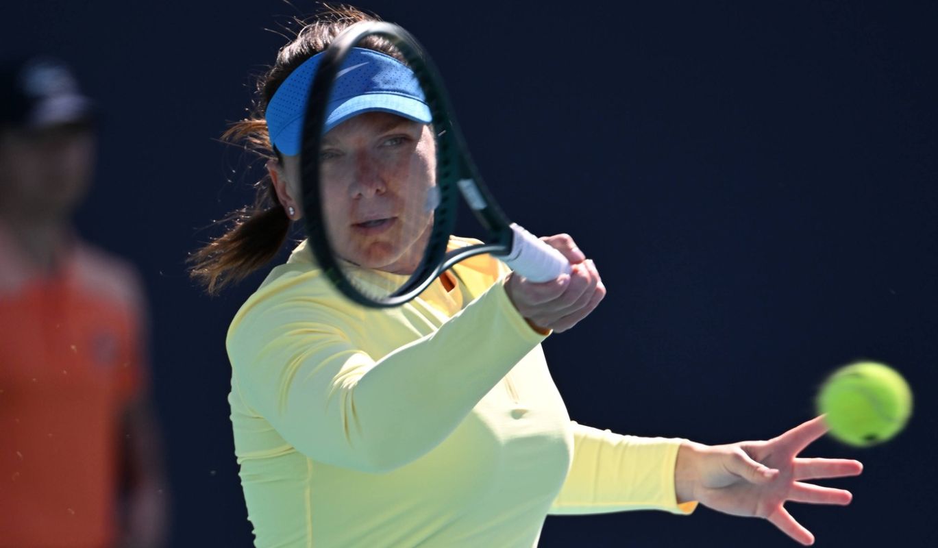 Simona Halep, atacată sălbatic în presa străină, care e invadată de reacțiile împotriva revenirii româncei pe teren! „S-a dopat și s-a dopat la greu, dar pentru că e plăcută de toată lumea a primit deja wildcard”