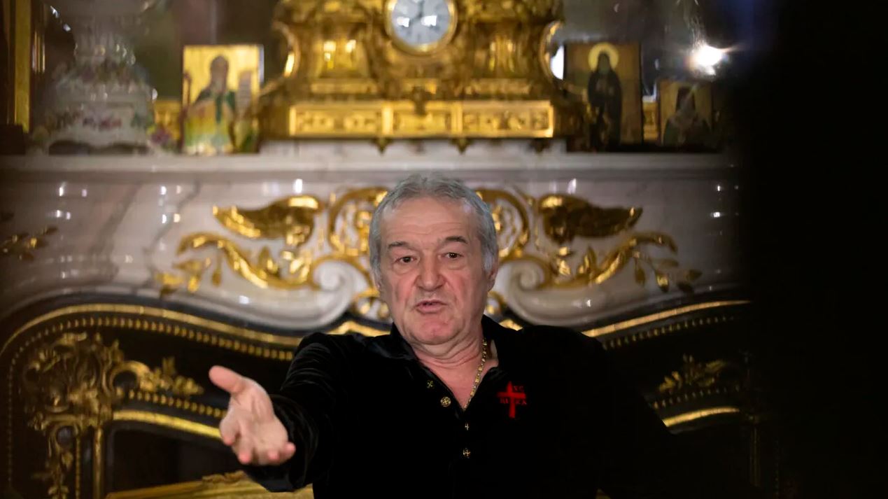 Trei fotbaliști importanți vor să plece gratis, liberi de contract, de la FCSB! Șoc pentru Gigi Becali