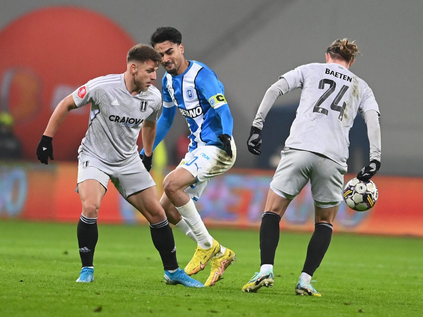 Derby-ul dintre FC U Craiova și Universitatea Craiova a împărțit orașul: „Am prieteni acolo, dar nu am vorbit înainte de meci”