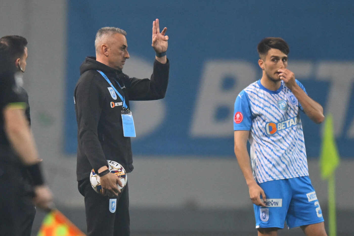Ivaylo Petev dezvăluie mutarea de șah-mat prin care l-a învins pe Cristiano Bergodi în Universitatea Craiova – Rapid 2-1!