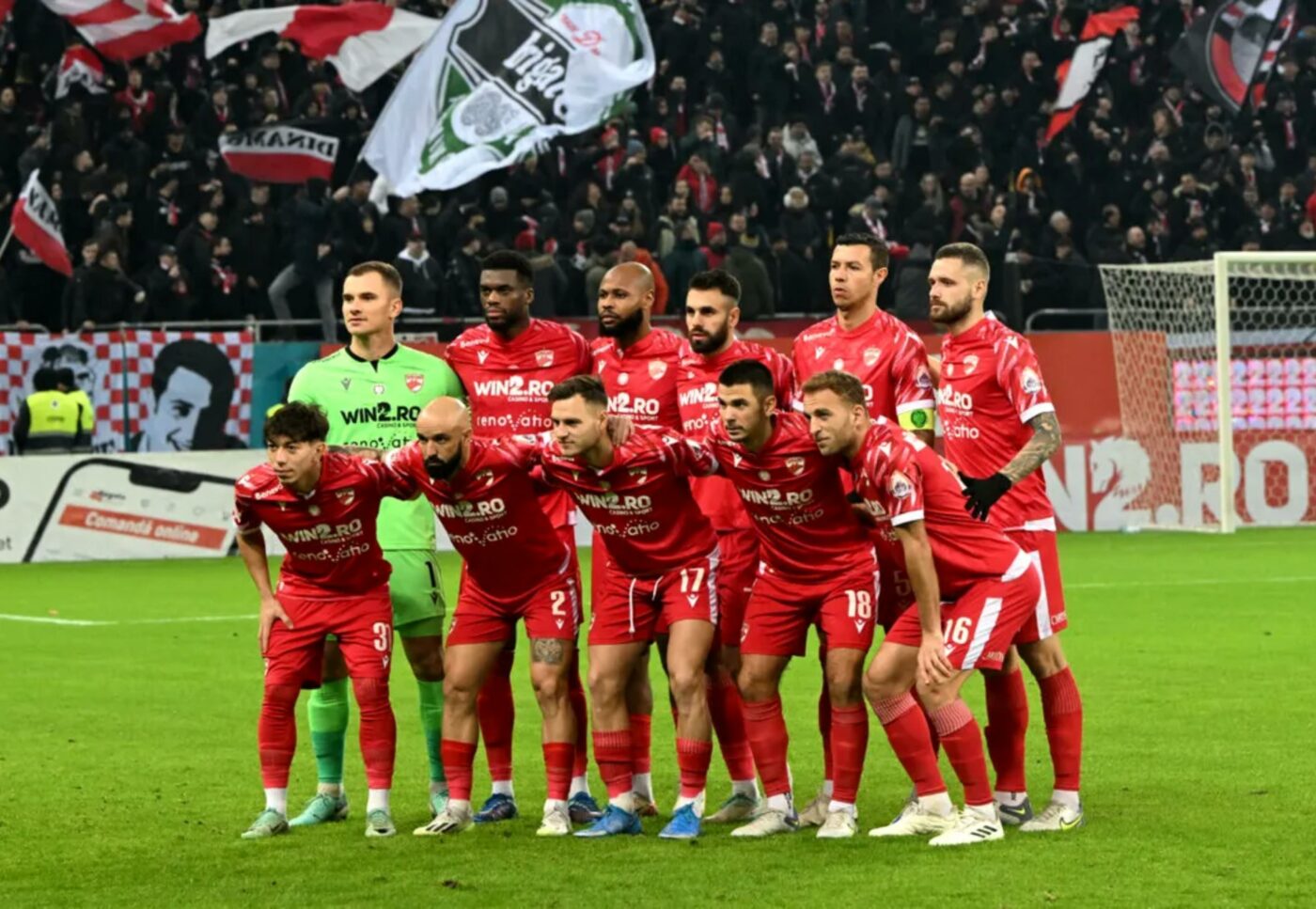 Dinamo – Petrolul va avea spectatori în tribune! Decizia luată de LPF și cine va avea acces pe stadion. Veste uriașă pentru copiii care susțin formația alb-roșie: „Ne-am apucat să dăm telefoane, am vrea să-l umplem!” SPECIAL