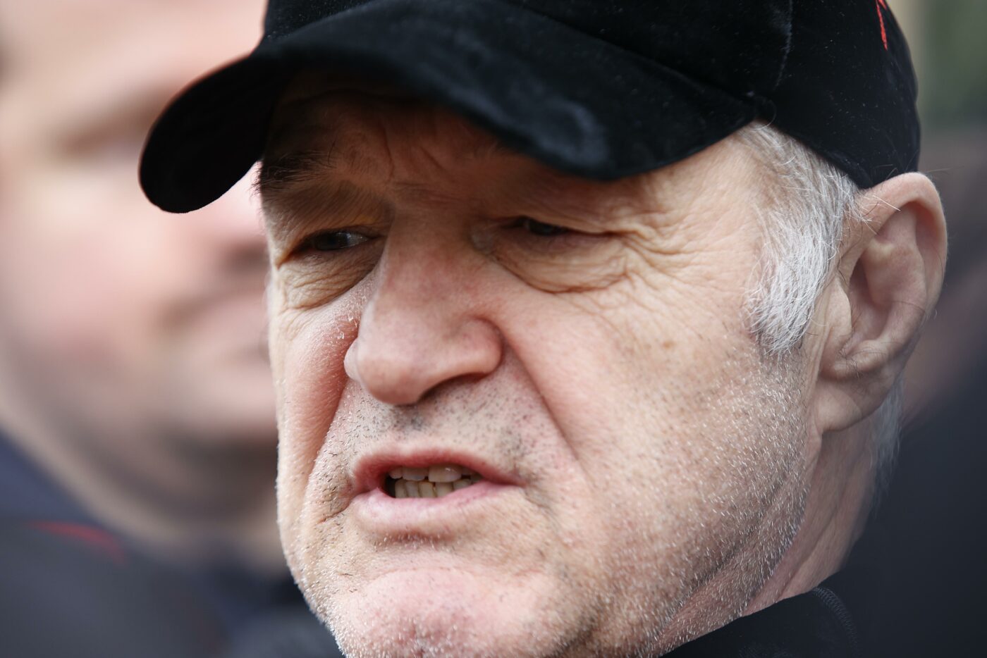 Prima apariție a lui Gigi Becali, după ce a ținut post negru 5 zile, la mănăstirea Comanca! Așa arată acum patronul FCSB: „Dacă mănânci mult, te uiți după femei”. GALERIE FOTO