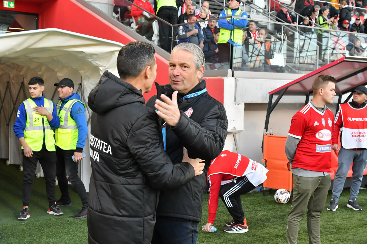 Bernd Storck, furios după Sepsi – Universitatea Craiova 1-3: „Greșeli mari de tot! Le-am ușurat munca”