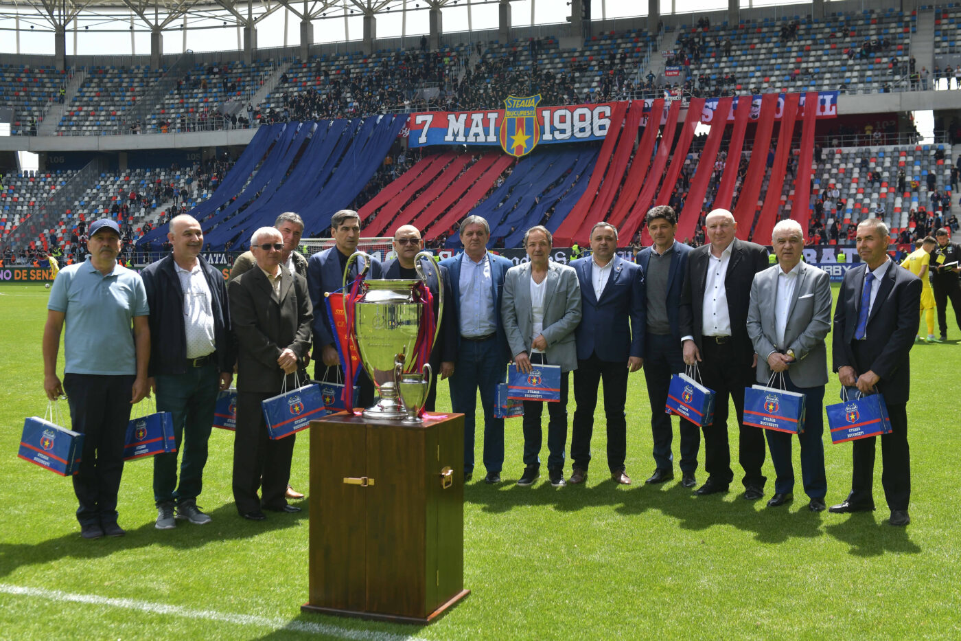 Căpitanul Stelei ’86, câștigătoarea Cupei Campionilor Europeni, a sărit ca ars și l-a făcut praf pe Gigi Becali! Desființarea CSA, subiect de scandal: „Spune aberații!”