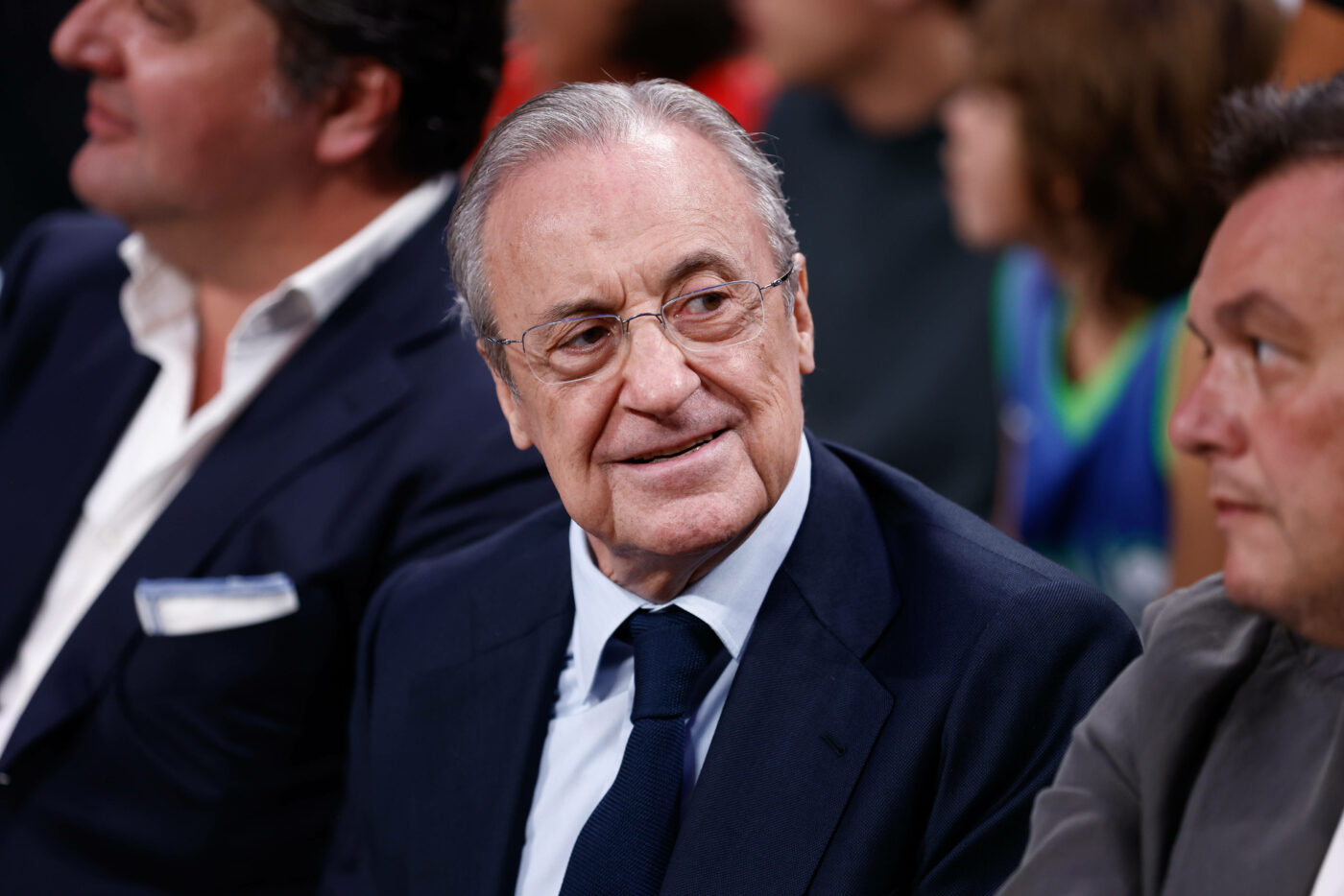 Ce a făcut Florentino Perez înainte de Real Madrid – FC Barcelona, meciul care poate aduce încă un titlu pentru galactici