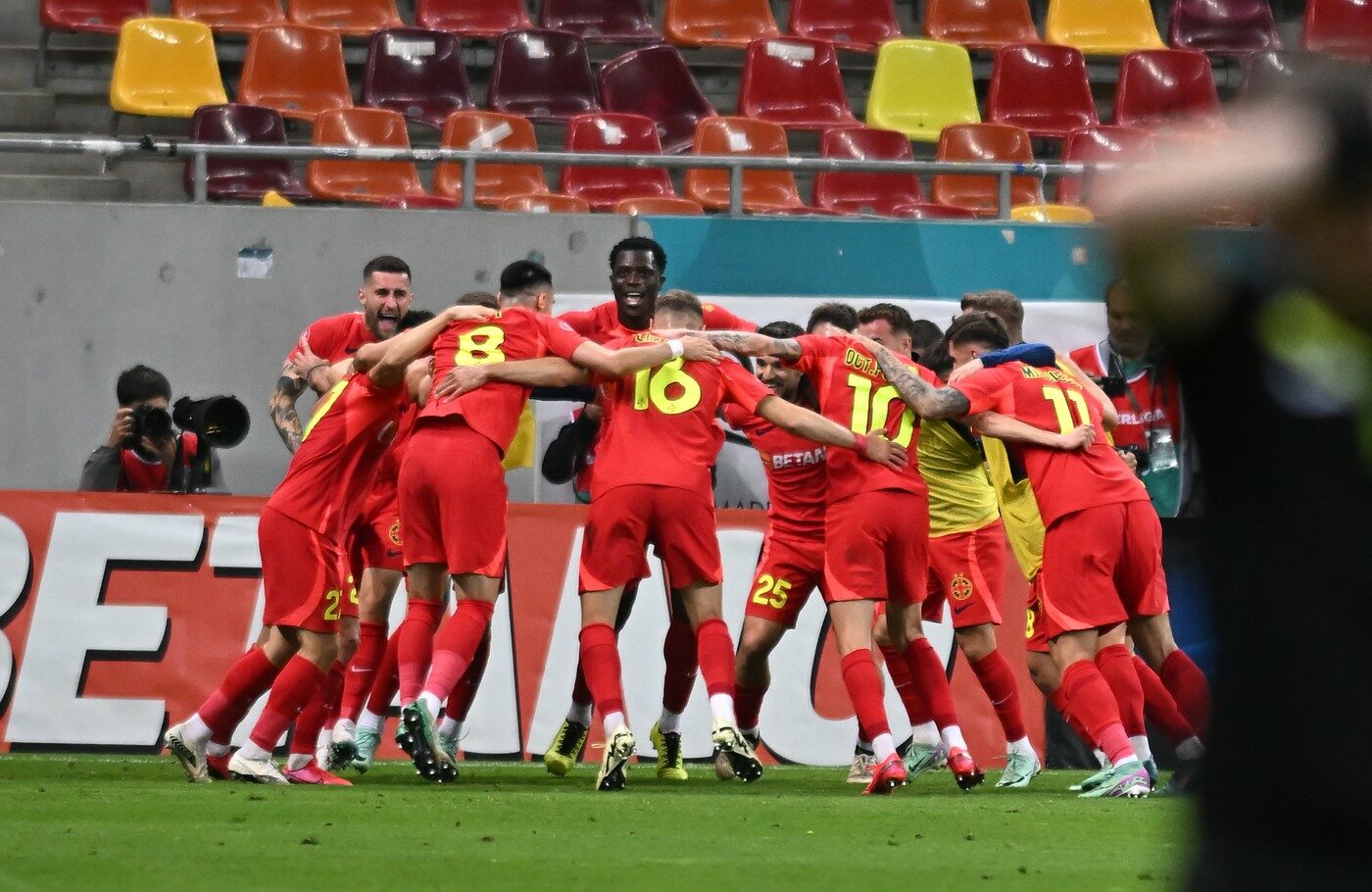 Cei 4 fotbaliști la care Meme Stoica a vrut să renunțe imediat, dar a intervenit peste el Gigi Becali! „I-aș fi lăsat să plece pe Coman, Olaru, Șut și Târnovanu”