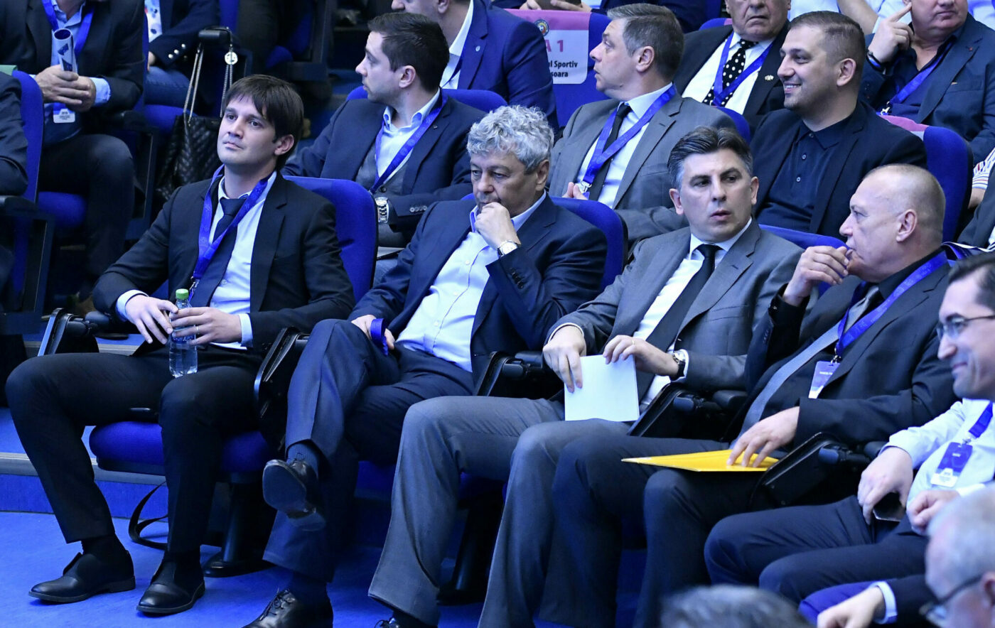 Cristi Chivu, sunat de Mircea Lucescu, după ce ofertele au început să curgă. „Poate ajunge la o echipă mare”
