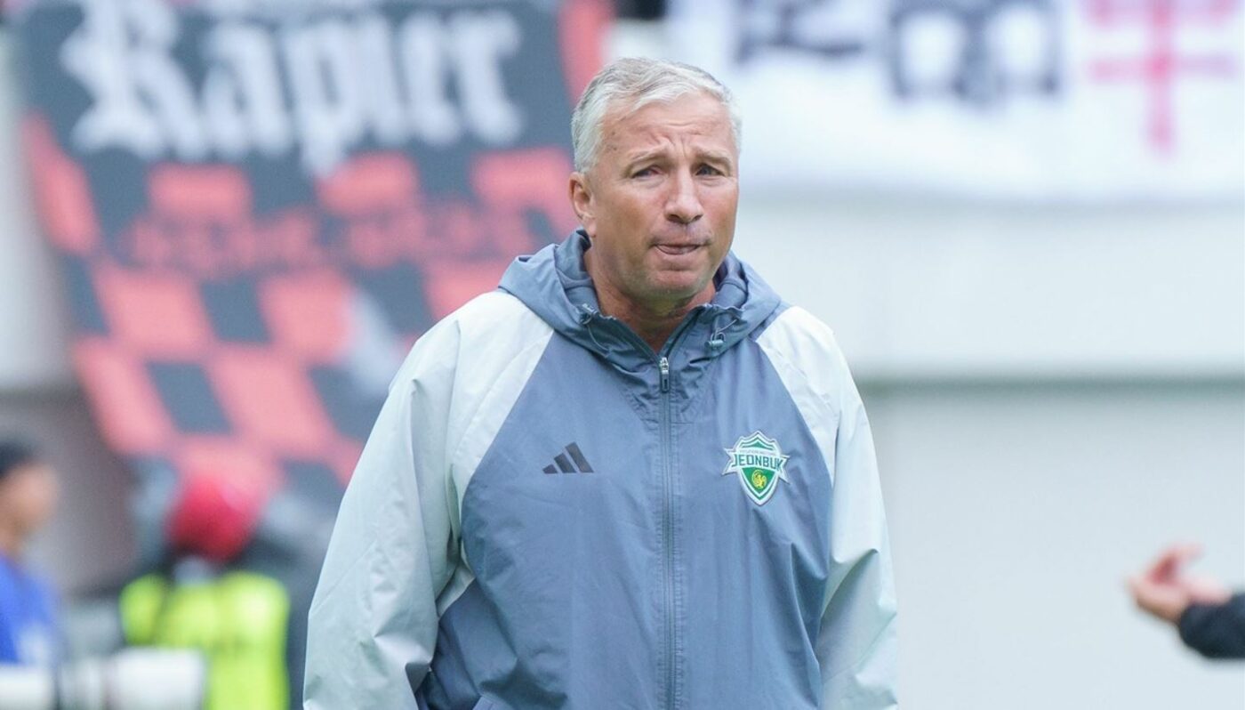 Dan Petrescu, noul antrenor de la CFR Cluj: fanii ardelenilor îl cer pe fostul fotbalist din Generația de Aur în locul lui Adrian Mutu!