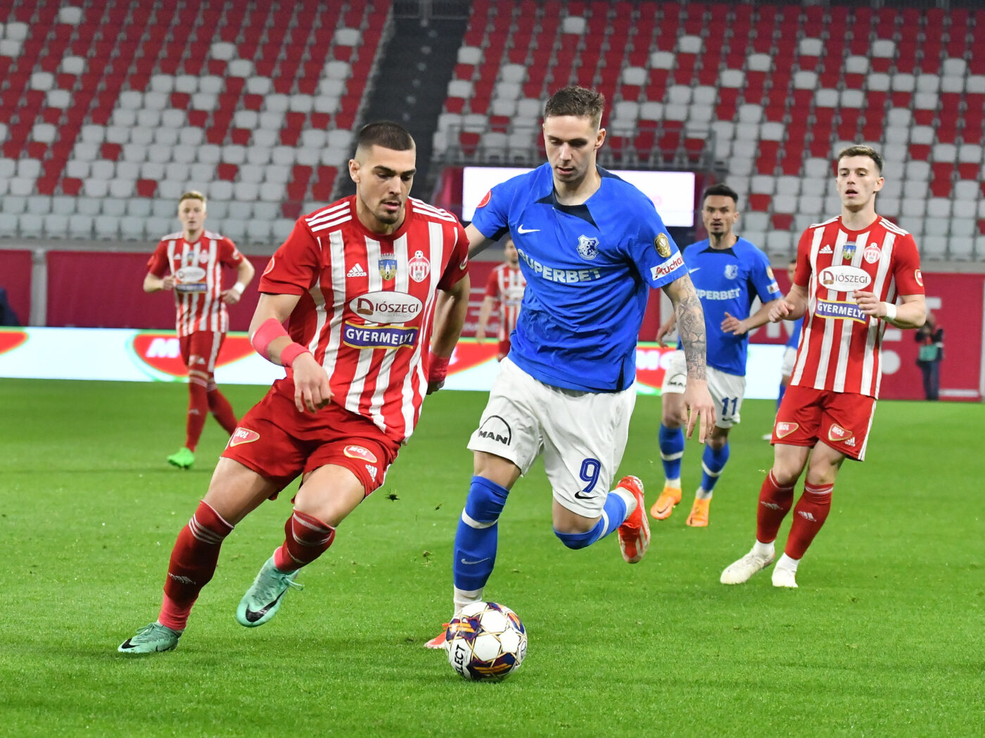 Dan Șucu vrea să-i dea lovitura de grație lui Gigi Becali cu transferul lui Louis Munteanu! Anunțul din Giulești, după ce Rapid a negociat deja cu Fiorentina plus aliatul Gică Hagi