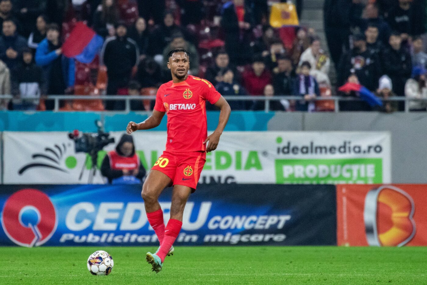 Dezvăluirile lui Siyabonga Ngezana pentru presa din Africa de Sud. S-a destăinuit printre ai săi despre ce a trăit la FCSB