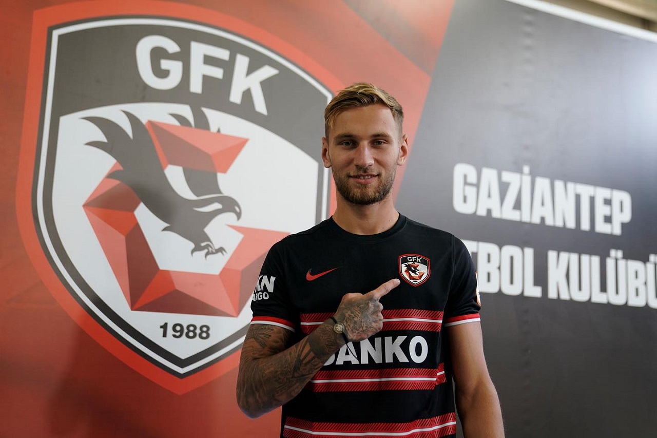 E gata transferul lui Denis Drăguș! Unde va juca în sezonul viitor: „Acord cu fotbalistul”