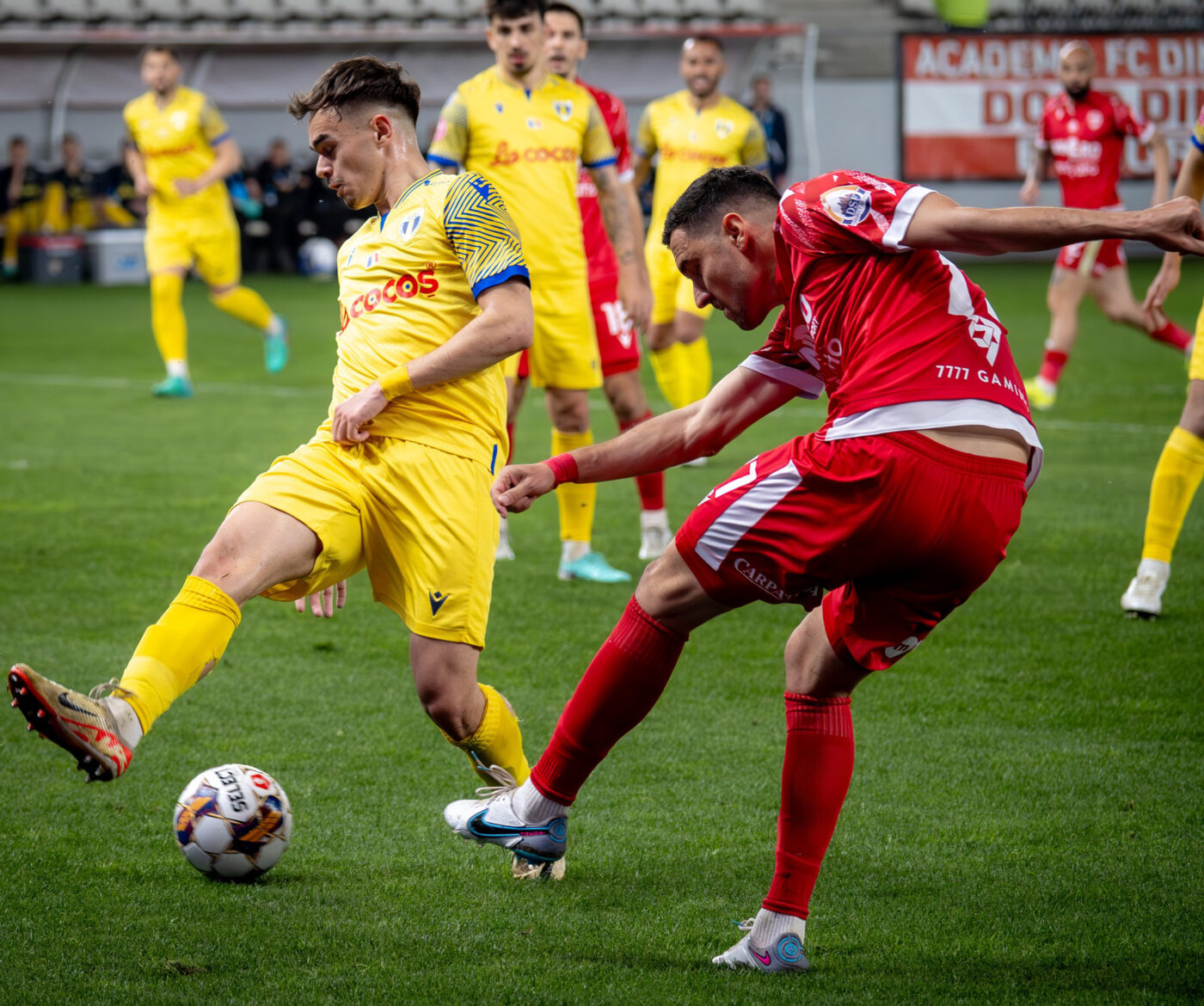 E oficial: un nou antrenor în Superliga, la o echipă de tradiție! A fost prezentat