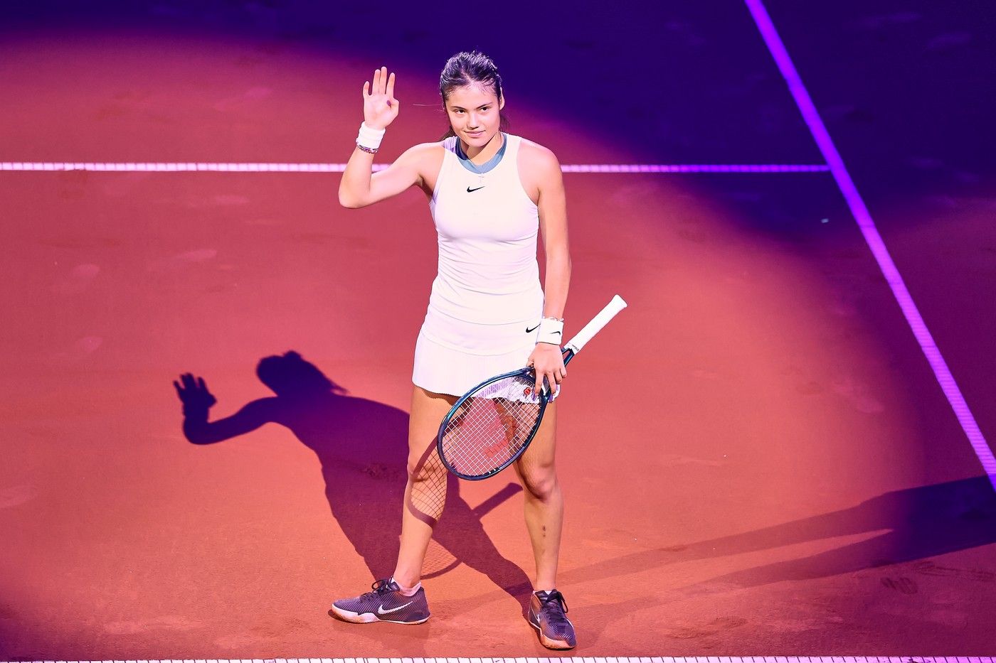 Emma Răducanu a distrus-o pe favorita gazdelor la Stuttgart. Victorie entuziasmantă pentru sportiva cu origini românești