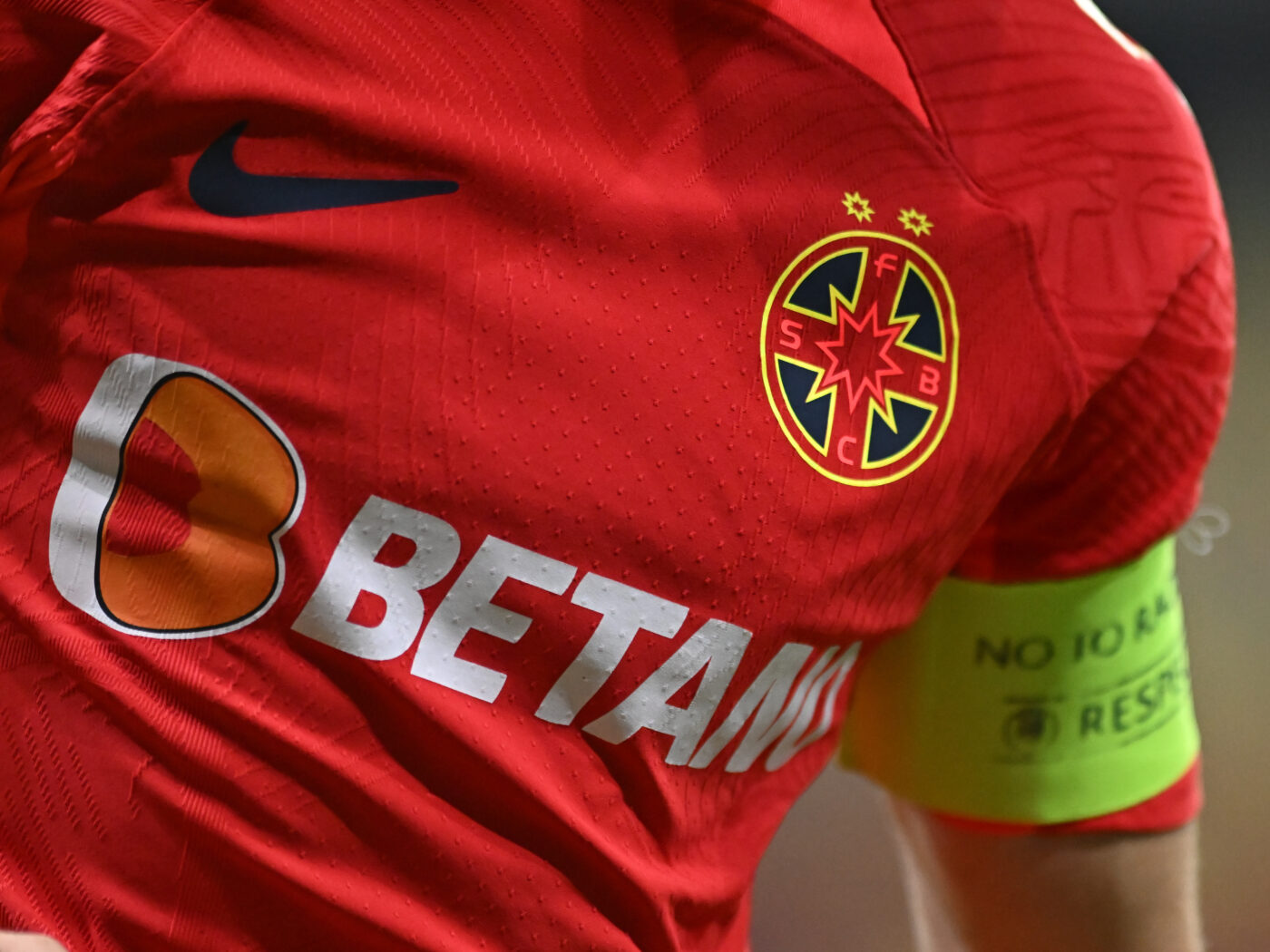 FCSB riscă depunctarea în Superliga din cauza afirmațiilor lui Gigi Becali! Câte puncte îi poate lua FRF dintr-un foc, conform regulamentului, pentru patronul recidivist!