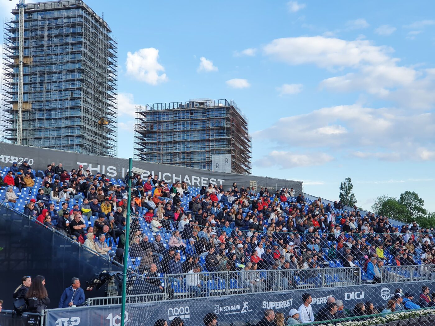 Îl mai recunoști acum? Fostul star al lui Laurențiu Reghecampf de la FCSB a devenit as în tenis și a făcut senzație la Țiriac Open: „Era cel mai bun dintre noi, a fost și la turnee de amatori”. FOTO EXCLUSIV