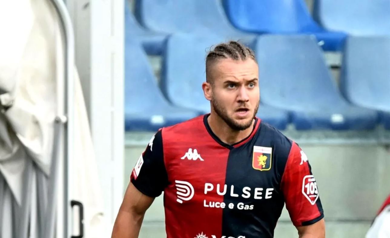 George Pușcaș, hăituit în Italia după ce jurnaliștii au aflat salariul fabulos pe care îl primește de la Bari: 108.000 de euro pe lună!