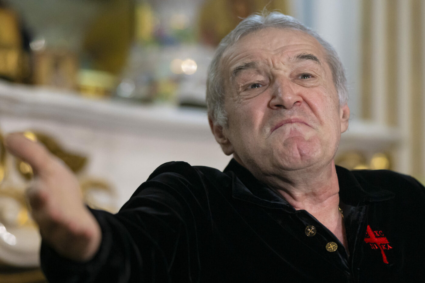 Arbitrul care a intrat, de nicăieri, direct în fruntea topului preferaților lui Gigi Becali! E o surpriză colosală, pentru că era printre cei mai controversați din Superliga: „E numărul 1”