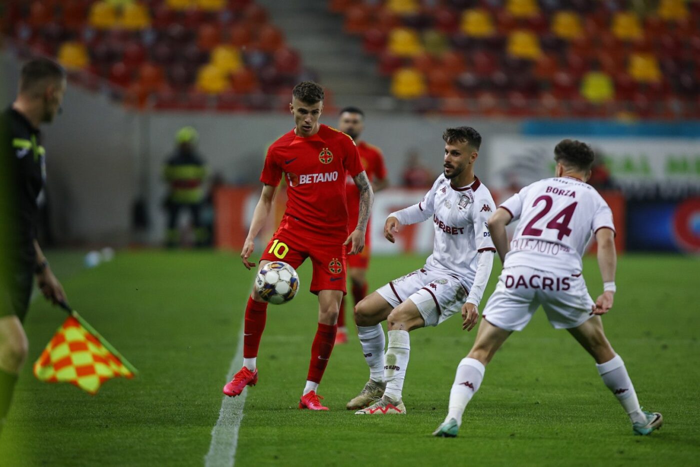 Gigi Becali a răbufnit în direct și l-a făcut praf pe Tavi Popescu, după FCSB – Rapid 2-2! „Ochiul stăpânului vede, bă, când te ascunzi”