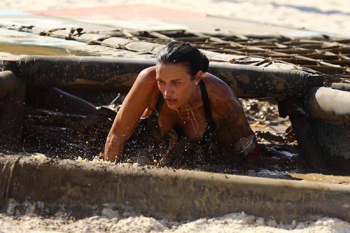 Gimnasta Ana Porgras de la Survivor România All Stars e implicată într-un triunghi amoros periculos cu unul dintre colegii de echipă și cu o altă concurentă