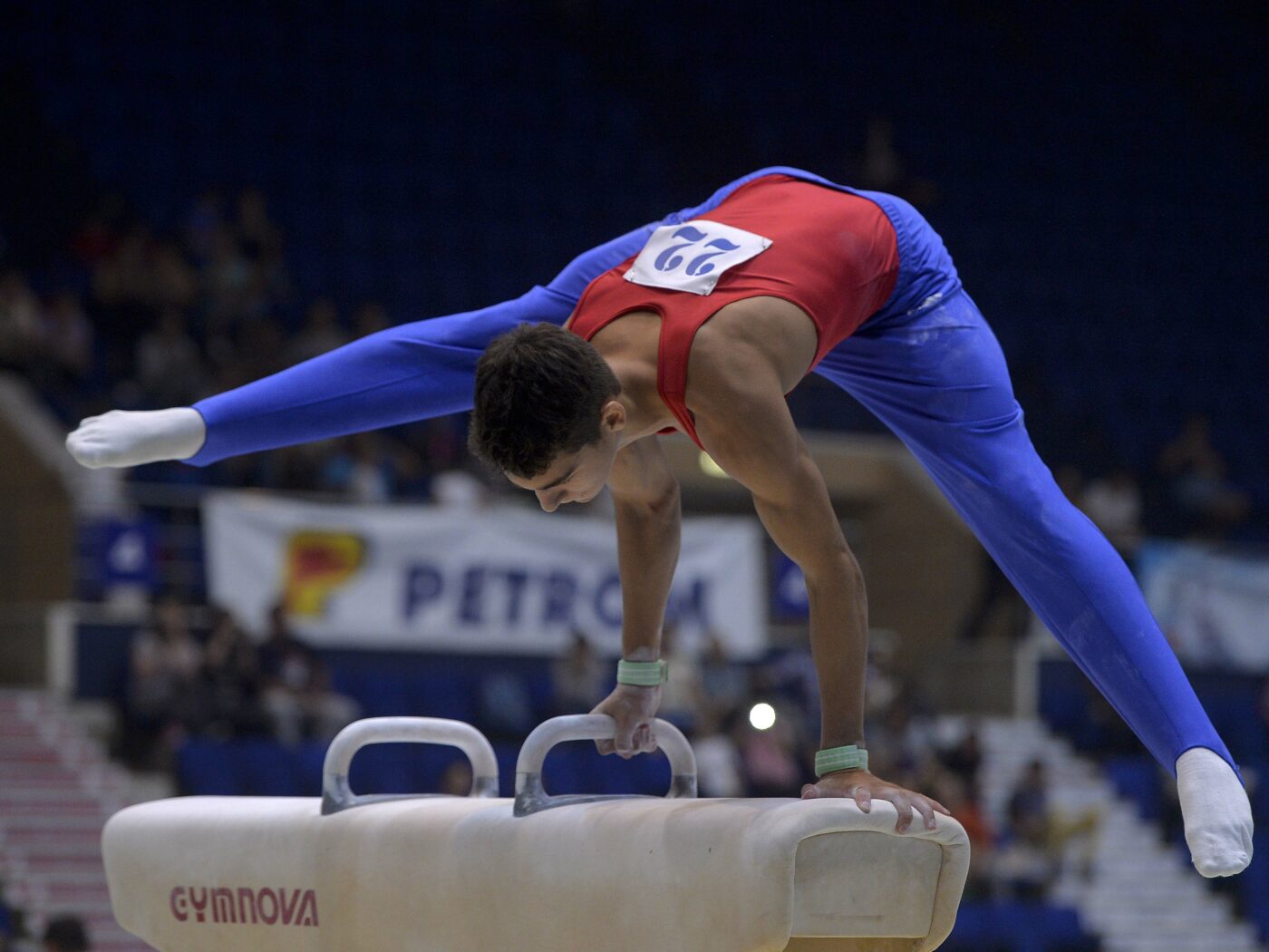 Gimnastul minor de la Reșița a recunoscut abuzurile fizice la care a fost supus! Care e răspunsul DGASPC Timiș. EXCLUSIV