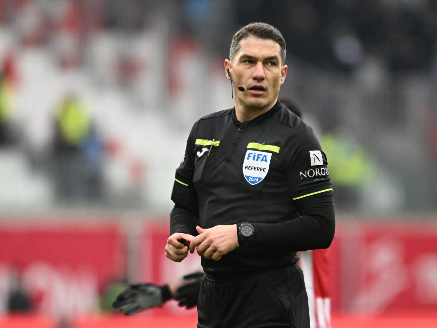 Istvan Kovacs e apărat după ce a fost criticat de presa din Spania pentru presta FC Barcelona – PSG 4-1: „Comportamentul jucătorilor lui Xavi a fost penibil”. VIDEO