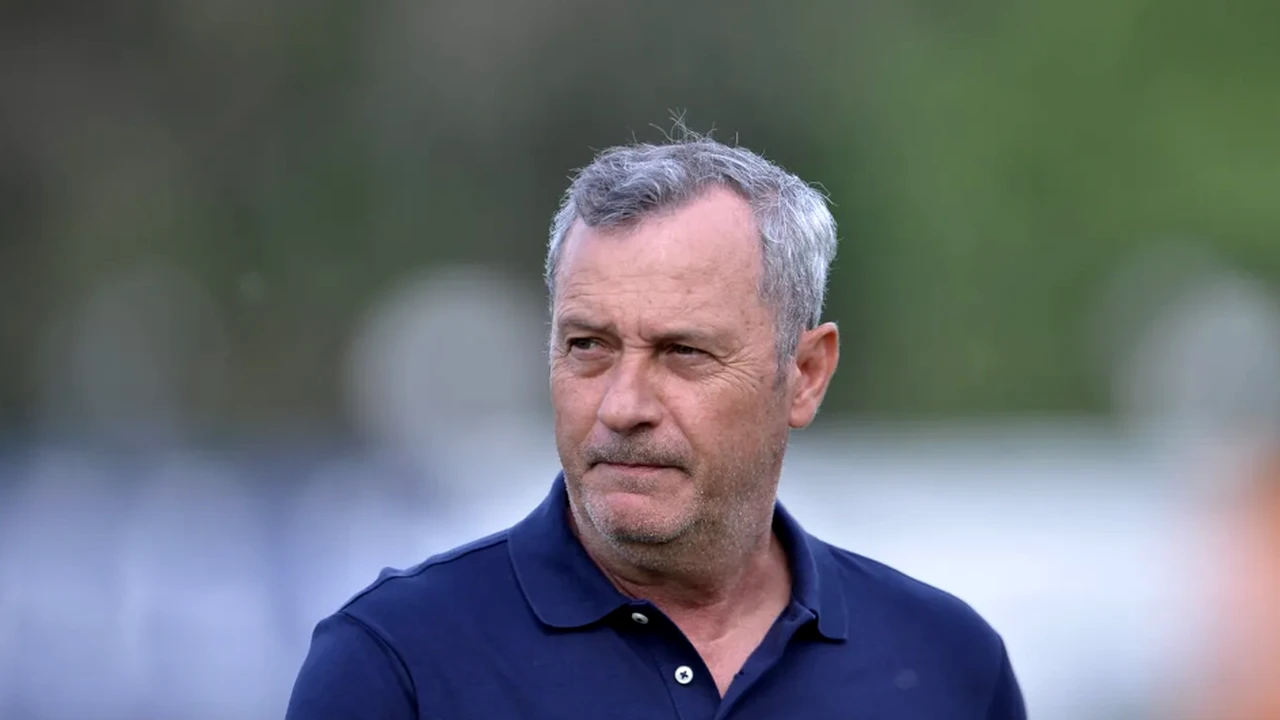 Mircea Rednic a răbufnit la adresa arbitrajului după UTA – Hermannstadt 1-3: „Cum să-l pui pe ăsta fără experiență? Penalty-ul a fost dat cu prea multă ușurință!”