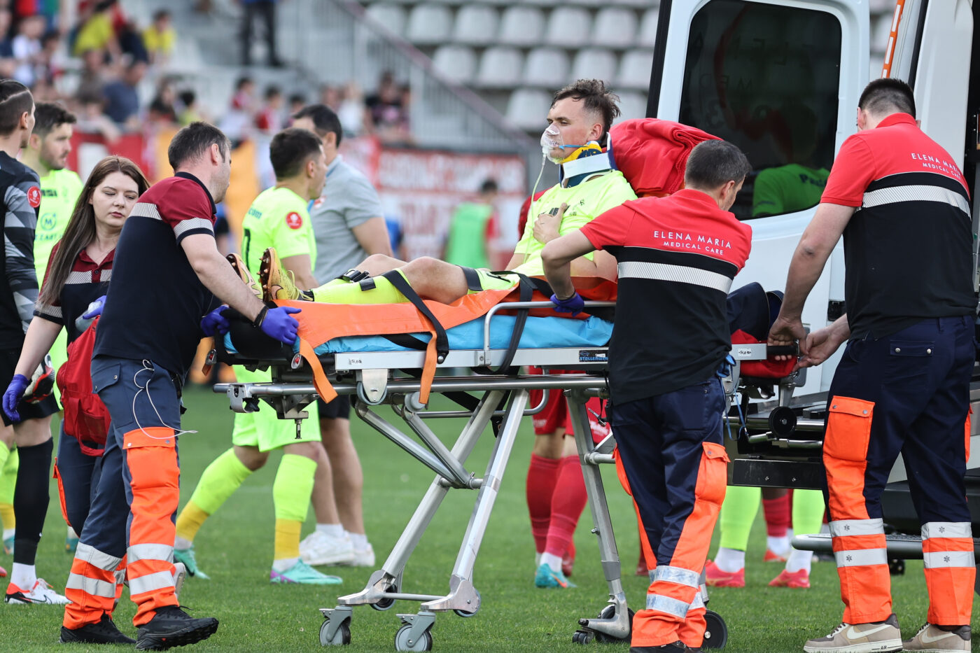 Prima imagine cu Luca Mihai, după accidentarea gravă suferită în meciul Dinamo – Poli Iași! Ce veste despre fotbalist