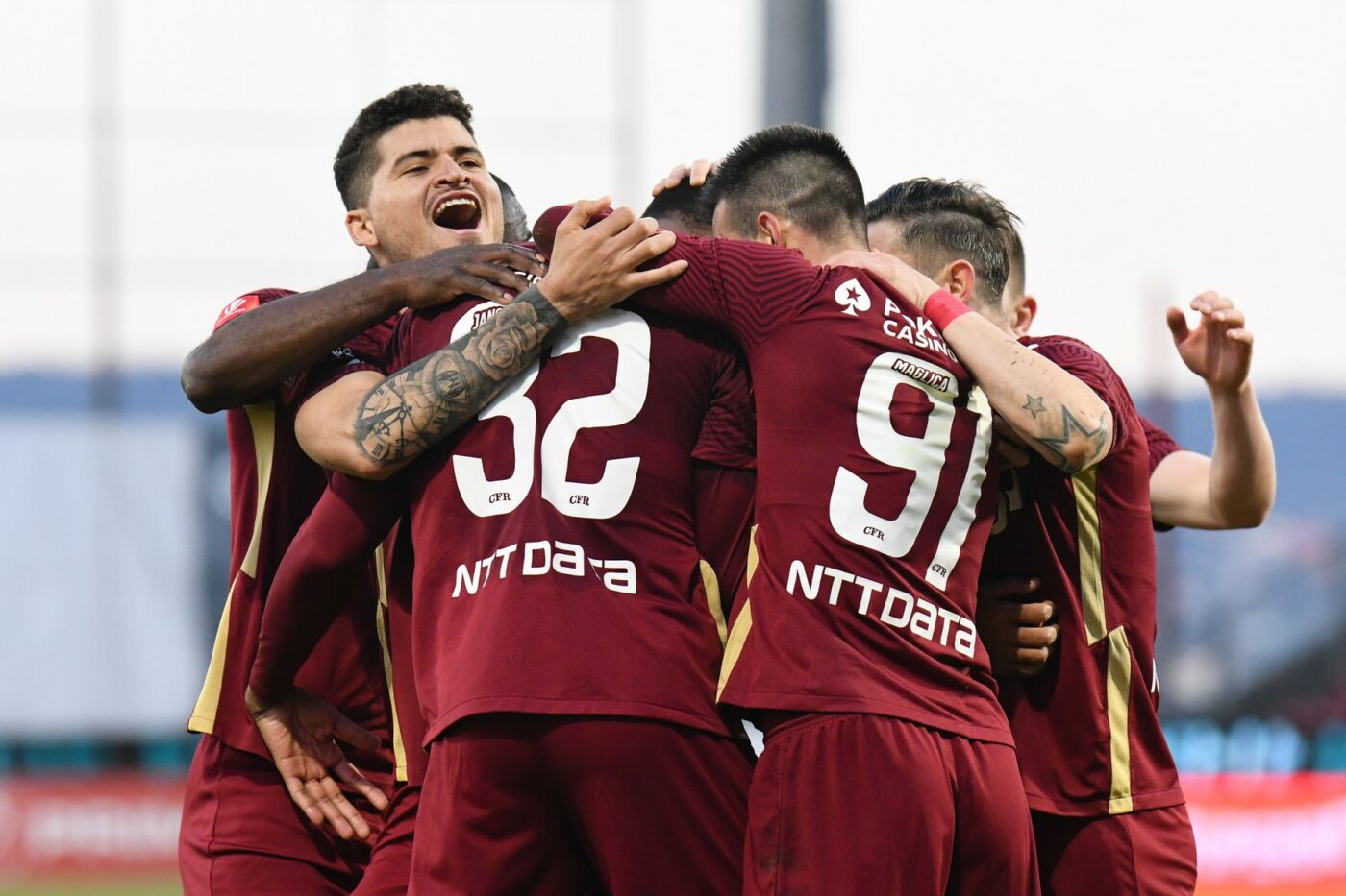 Primul super transfer anunțat de Mihai Stoica la CFR Cluj este la un pas să se realizeze! Dorit de Dan Șucu la Rapid, jucătorul a dat cărțile pe față și este gata să revină în Gruia cu noul antrenor: „M-aș întoarce în România”. EXCLUSIV