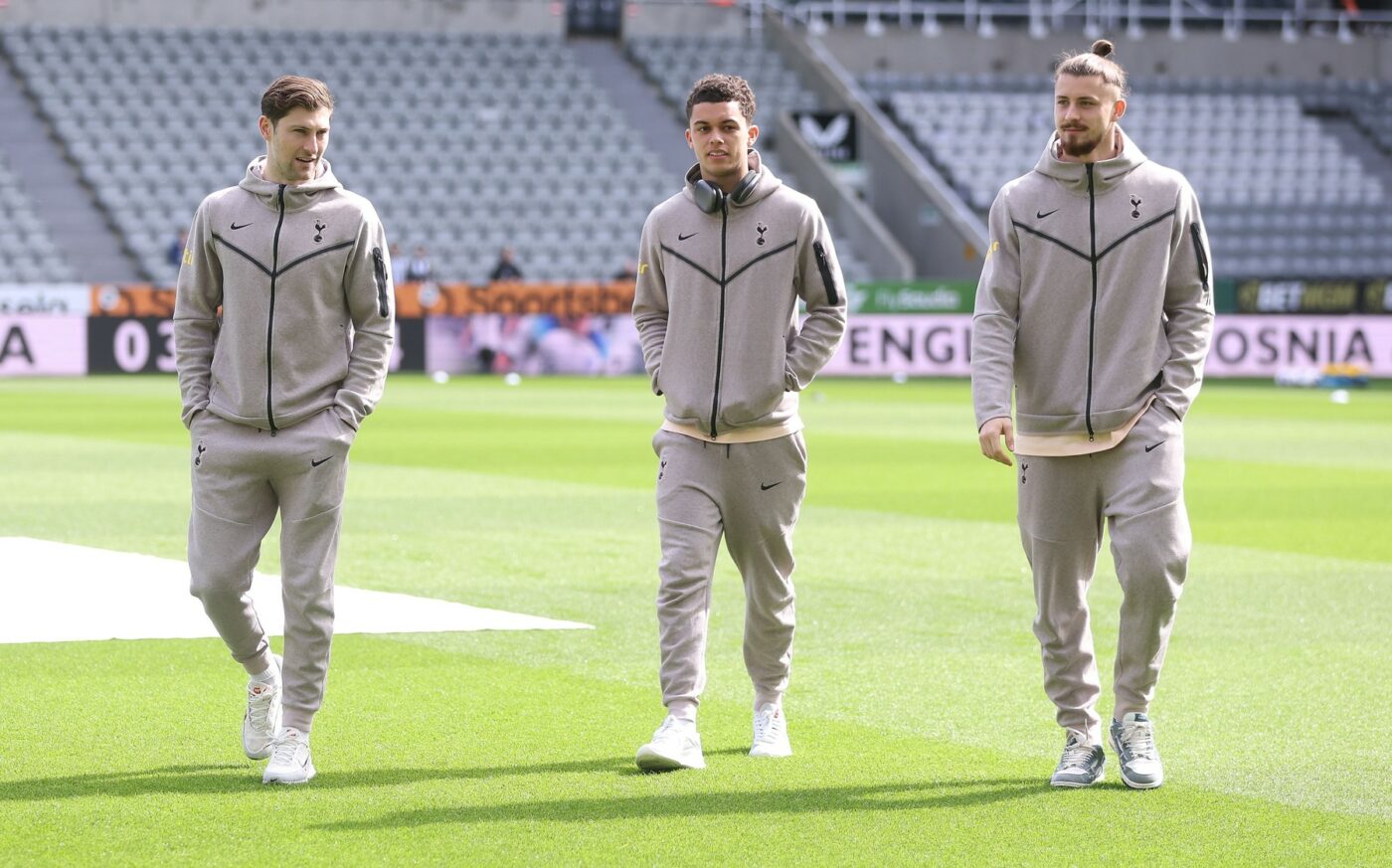 Radu Drăgușin e cerut titular de Tottenham Hotspur News, după meciul de coșmar al lui Micky van de Ven! E prima oară când se întâmplă asta și e o veste cât se poate de bună